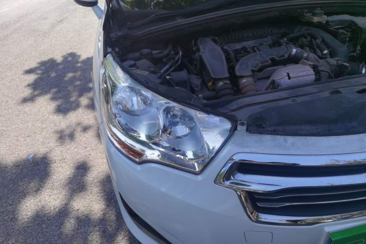 Used Citroen C4L 2014 1.6THP Intelligent Drive Automatic Dynamic Model Right Front Headlight