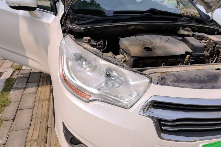 Used Citroen C4L 2014 1.8L Intelligent Drive Manual Enjoyment Model Right Front Headlight