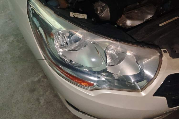 Used Citroen C4L 2014 1.8L Intelligent Drive Automatic Dynamic Model Right Front Headlight