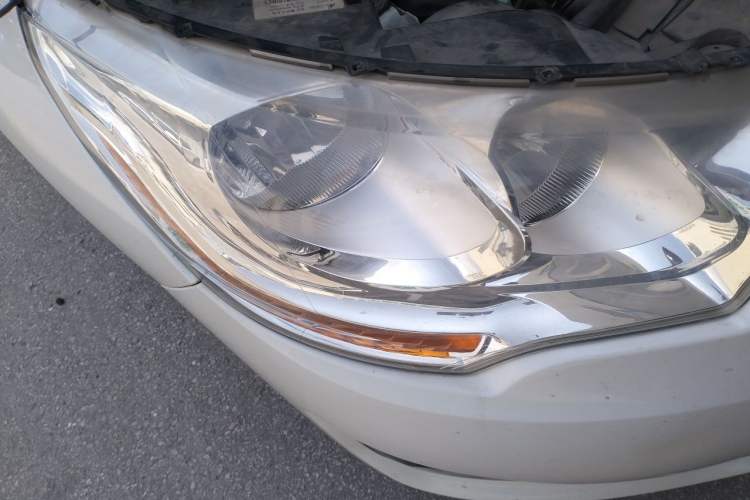 Used Citroen C4L 2014 1.6THP Intelligent Drive Automatic Dynamic Model Right Front Headlight