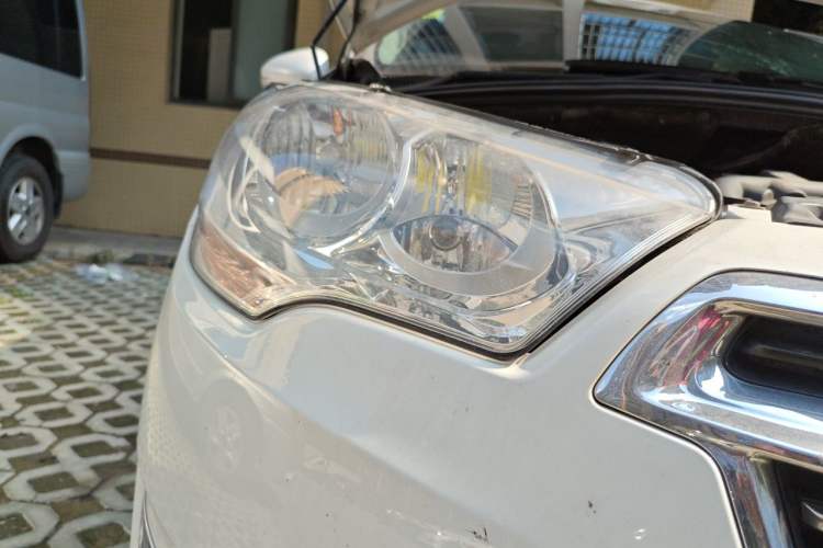 Used Citroen C4L 2014 1.6THP Intelligent Drive Automatic Dynamic Model Right Front Headlight