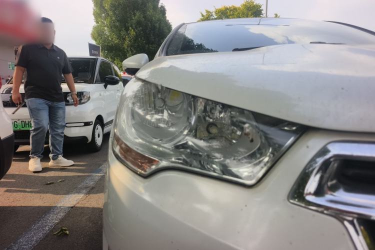 Used Citroen C4L 2014 1.6THP Intelligent Drive Automatic Dynamic Model Right Front Headlight