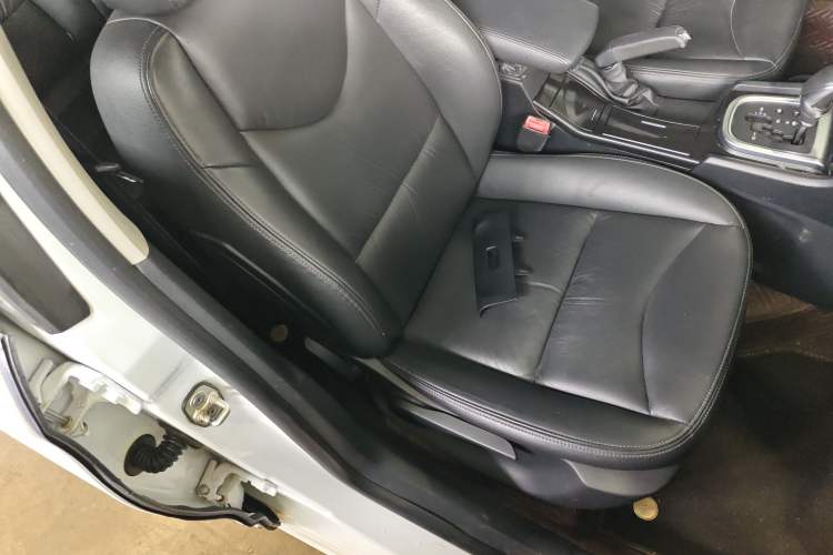 Used Citroen C4L 2014 1.6THP Intelligent Drive Automatic Dynamic Model Right Front Seat