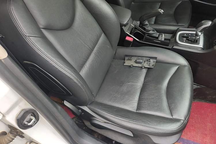 Used Citroen C4L 2014 1.6THP Intelligent Drive Automatic Dynamic Model Right Front Seat