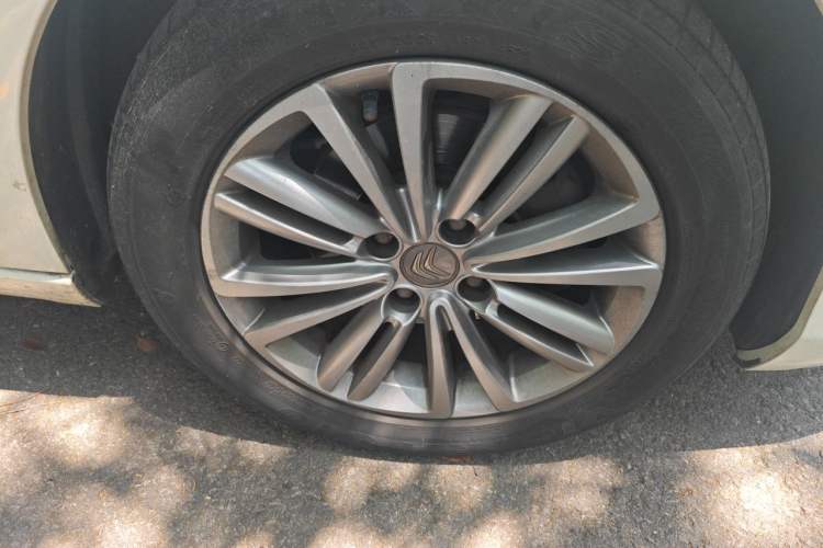 Used Citroen C4L 2014 1.8L Intelligent Drive Automatic Dynamic Model Right Front Wheel Hub