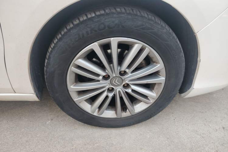 Used Citroen C4L 2014 1.8L Intelligent Drive Automatic Dynamic Model Right Front Wheel Hub