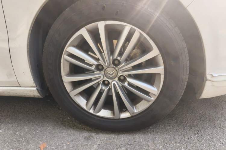 Used Citroen C4L 2014 1.8L Intelligent Drive Automatic Dynamic Model Right Front Wheel Hub