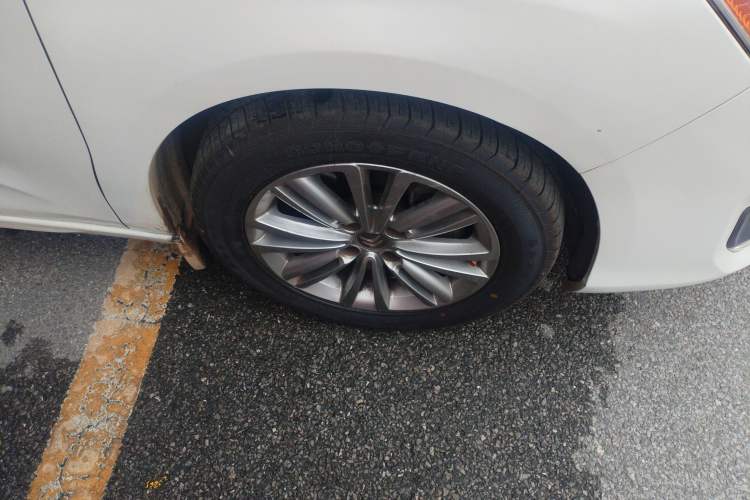Used Citroen C4L 2014 1.8L Intelligent Drive Automatic Enjoyment Model Right Front Wheel Hub