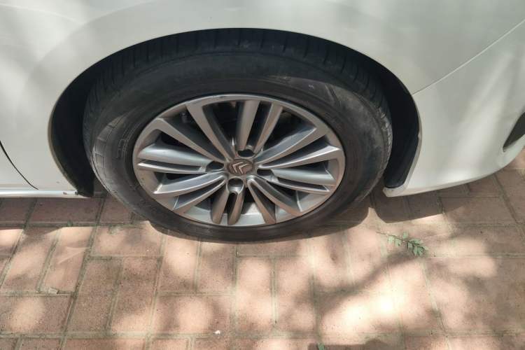 Used Citroen C4L 2014 1.8L Intelligent Drive Automatic Dynamic Model Right Front Wheel Hub