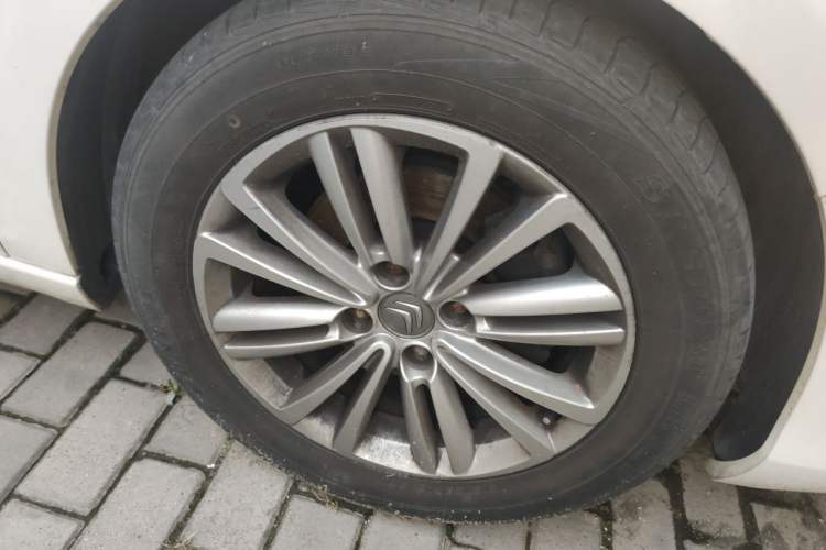 Used Citroen C4L 2014 1.8L Intelligent Drive Automatic Dynamic Model Right Front Wheel Hub