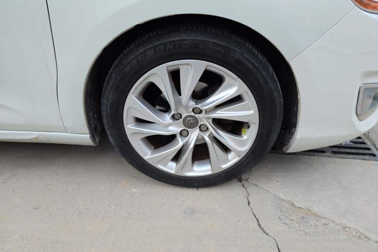 Used Citroen C4L 2014 1.6THP Intelligent Drive Automatic Dynamic Model Right Front Wheel Hub