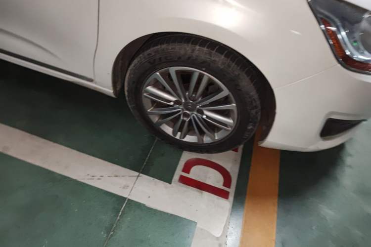 Used Citroen C4L 2014 1.8L Intelligent Drive Automatic Dynamic Model Right Front Wheel Hub