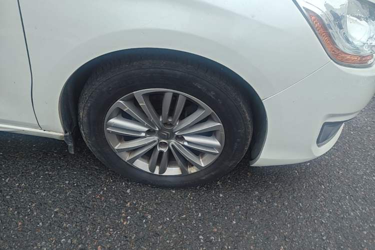 Used Citroen C4L 2014 1.8L Intelligent Drive Automatic Enjoyment Model Right Front Wheel Hub