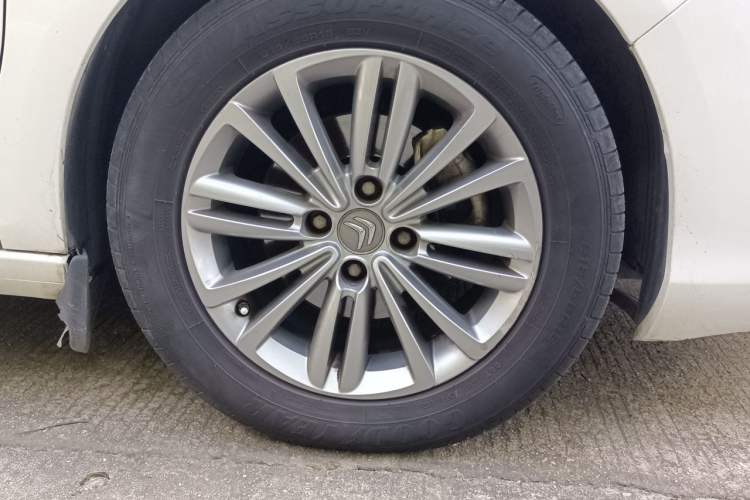 Used Citroen C4L 2014 1.8L Intelligent Drive Automatic Dynamic Model Right Front Wheel Hub