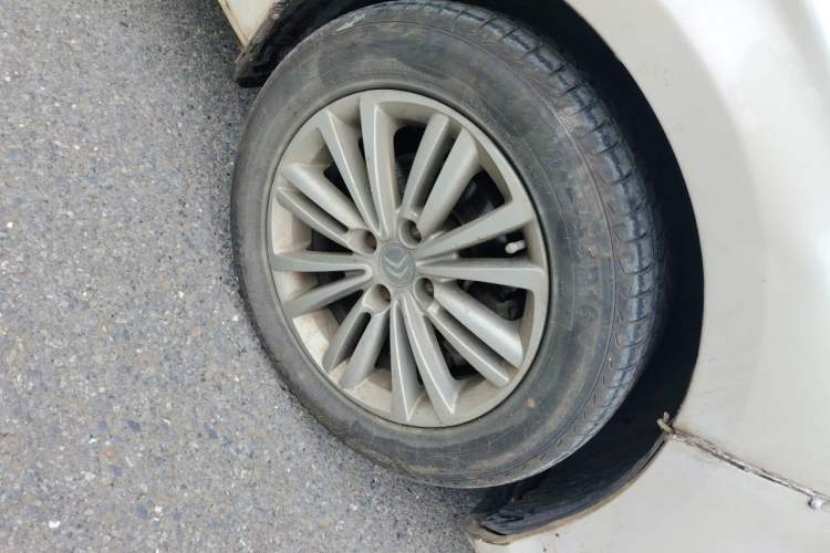Used Citroen C4L 2014 1.8L Intelligent Drive Automatic Dynamic Model Right Front Wheel Hub