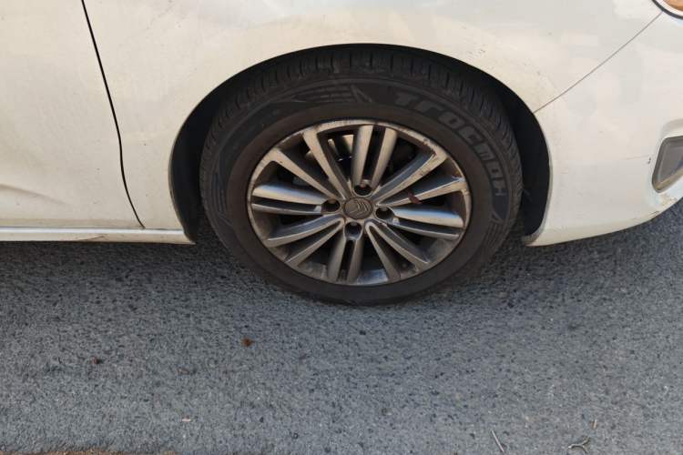 Used Citroen C4L 2014 1.8L Intelligent Drive Manual Enjoyment Model Right Front Wheel Hub