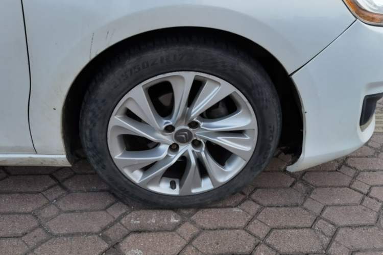 Used Citroen C4L 2014 1.6THP Intelligent Drive Automatic Dynamic Model Right Front Wheel Hub