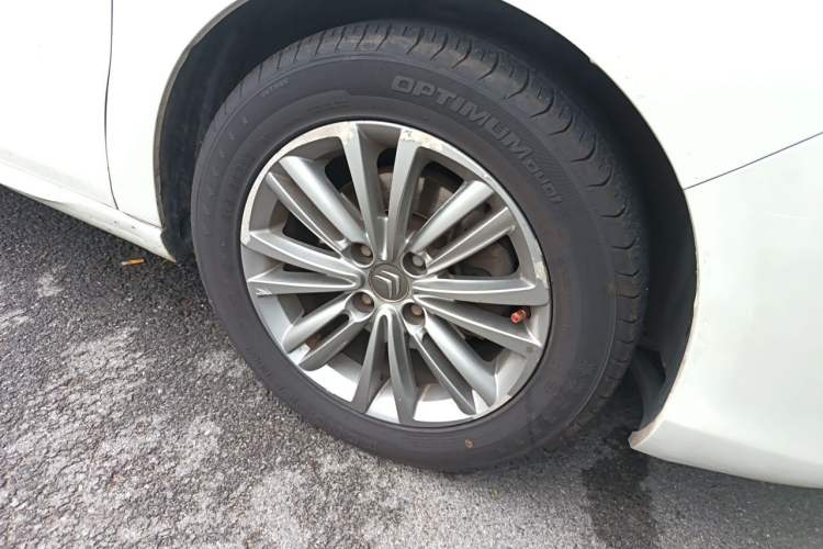 Used Citroen C4L 2014 1.8L Intelligent Drive Automatic Dynamic Model Right Front Wheel Hub