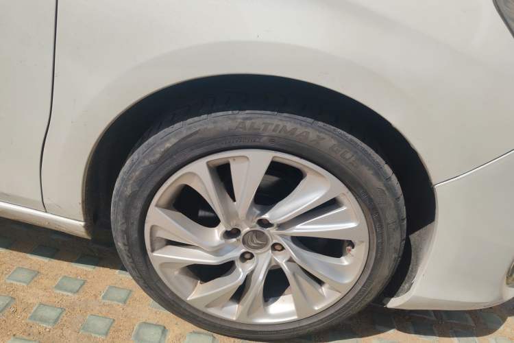 Used Citroen C4L 2014 1.6THP Intelligent Drive Automatic Dynamic Model Right Front Wheel Hub