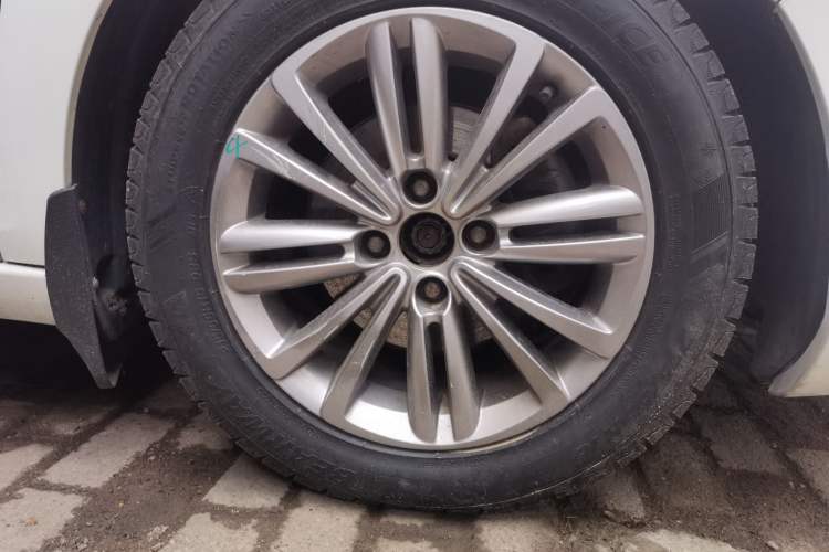 Used Citroen C4L 2014 1.8L Intelligent Drive Automatic Enjoyment Model Right Front Wheel Hub