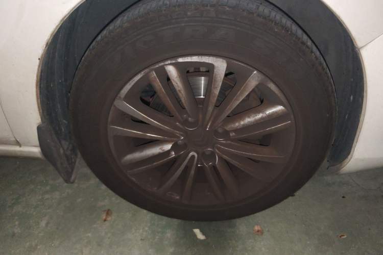 Used Citroen C4L 2014 1.8L Intelligent Drive Automatic Enjoyment Model Right Front Wheel Hub
