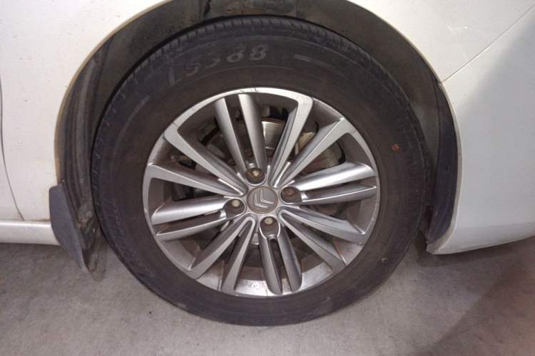 Used Citroen C4L 2014 1.8L Intelligent Drive Automatic Enjoyment Model Right Front Wheel Hub