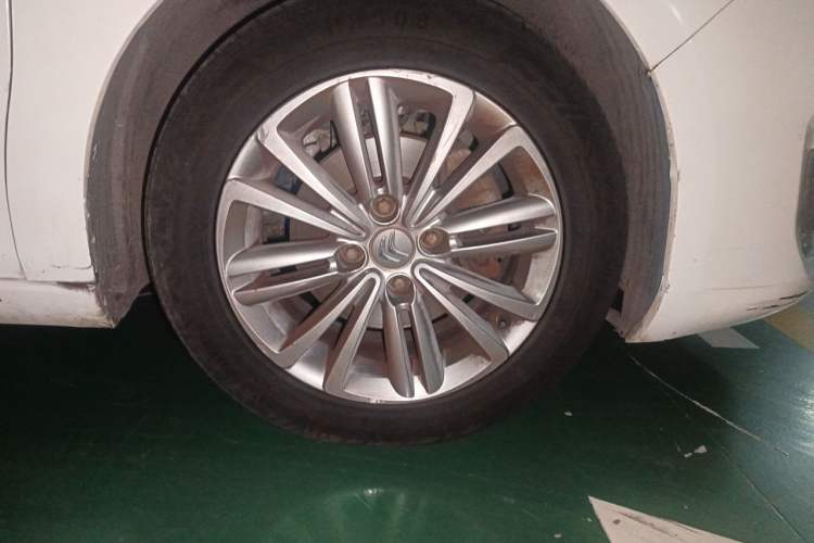 Used Citroen C4L 2014 1.8L Intelligent Drive Automatic Dynamic Model Right Front Wheel Hub
