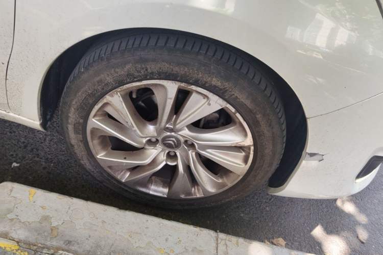Used Citroen C4L 2014 1.6THP Intelligent Drive Automatic Dynamic Model Right Front Wheel Hub