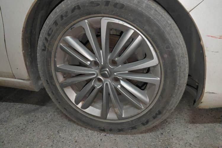 Used Citroen C4L 2014 1.8L Intelligent Drive Automatic Dynamic Model Right Front Wheel Hub
