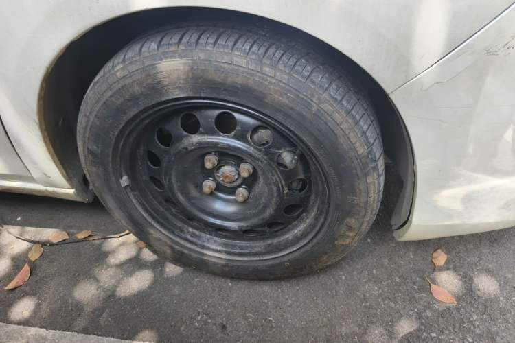 Used Citroen C4L 2014 1.6THP Intelligent Drive Automatic Dynamic Model Right Front Wheel Hub