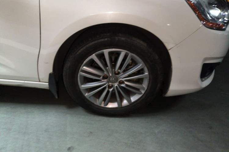 Used Citroen C4L 2014 1.8L Intelligent Drive Automatic Dynamic Model Right Front Wheel Hub