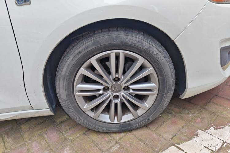 Used Citroen C4L 2014 1.8L Intelligent Drive Automatic Dynamic Model Right Front Wheel Hub