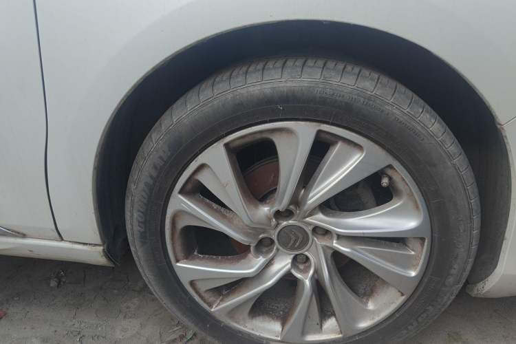 Used Citroen C4L 2014 1.6THP Intelligent Drive Automatic Dynamic Model Right Front Wheel Hub