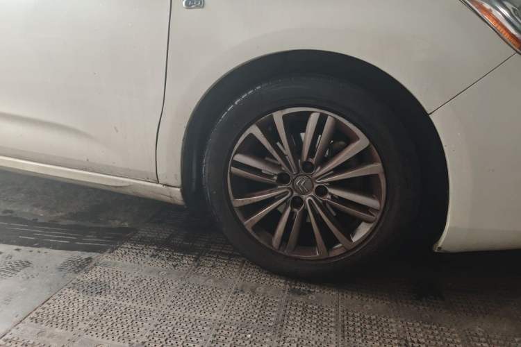 Used Citroen C4L 2014 1.8L Intelligent Drive Automatic Enjoyment Model Right Front Wheel Hub