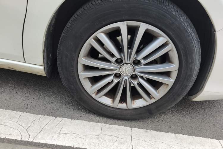 Used Citroen C4L 2014 1.8L Intelligent Drive Automatic Dynamic Model Right Front Wheel Hub