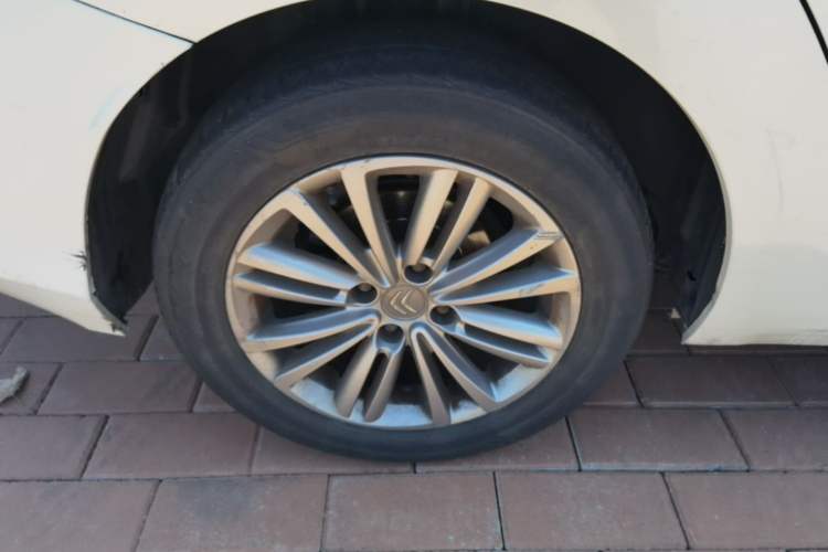 Used Citroen C4L 2014 1.8L Intelligent Drive Automatic Enjoyment Model Right Rear Wheel Hub