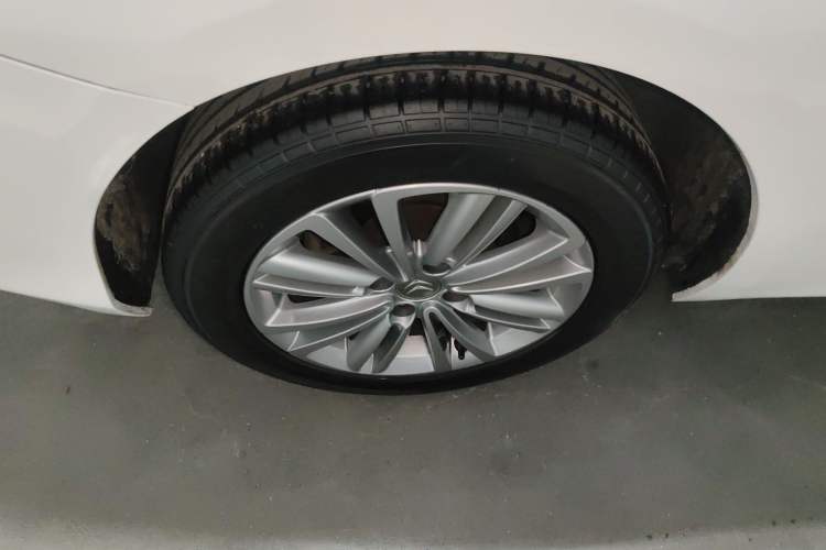 Used Citroen C4L 2014 1.8L Intelligent Drive Automatic Dynamic Model Right Rear Wheel Hub