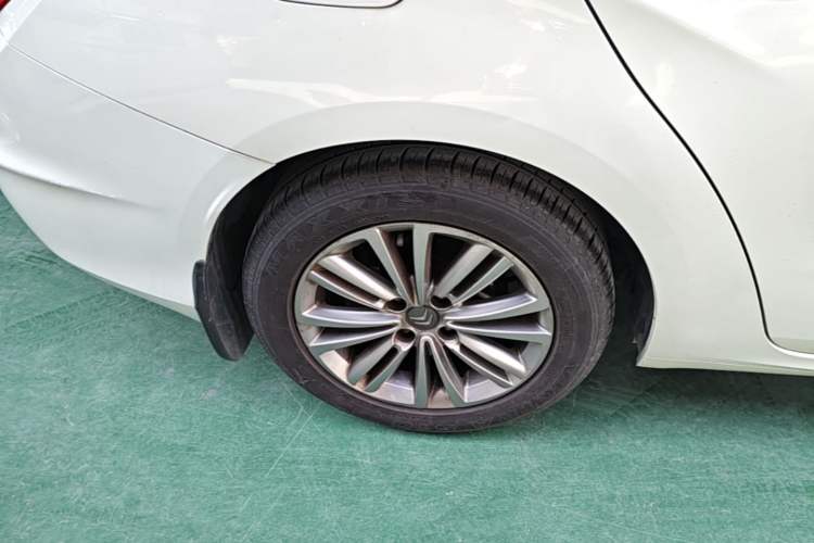 Used Citroen C4L 2014 1.8L Intelligent Drive Automatic Dynamic Model Right Rear Wheel Hub