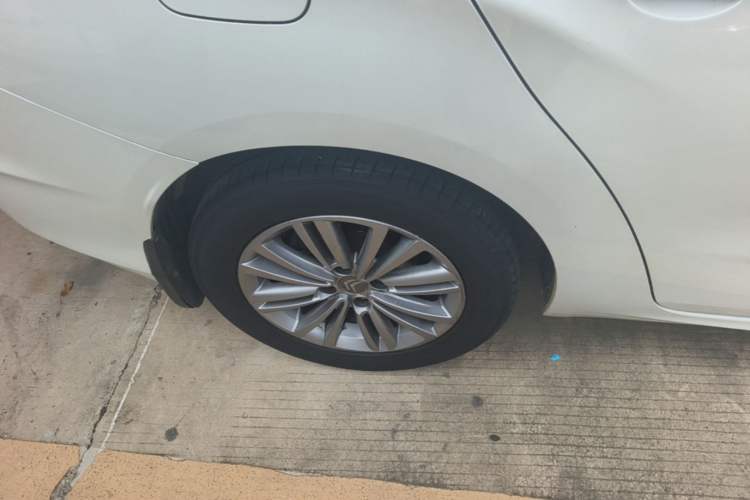 Used Citroen C4L 2014 1.8L Intelligent Drive Manual Enjoyment Model Right Rear Wheel Hub