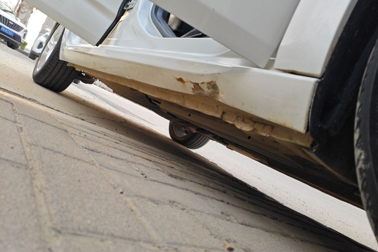 Used Citroen C4L 2014 1.6THP Intelligent Drive Automatic Dynamic Model Right Side Sill