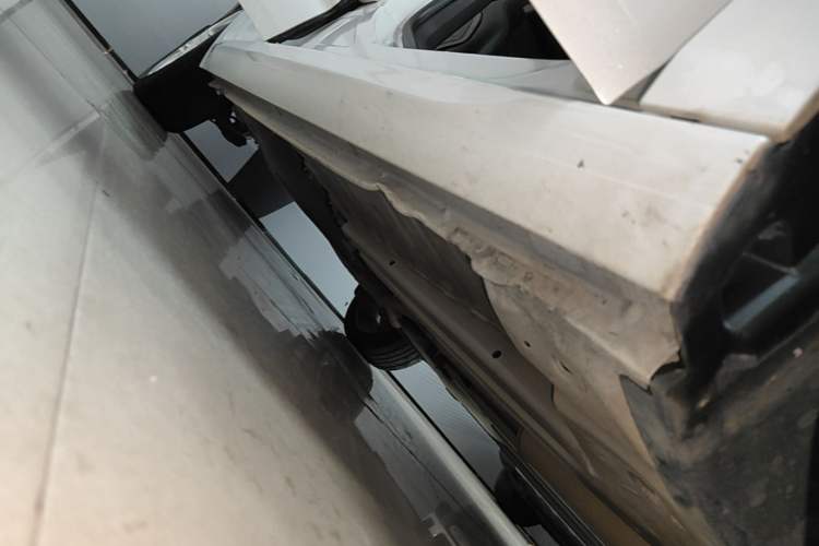 Used Citroen C4L 2014 1.6THP Intelligent Drive Automatic Dynamic Model Right Side Sill