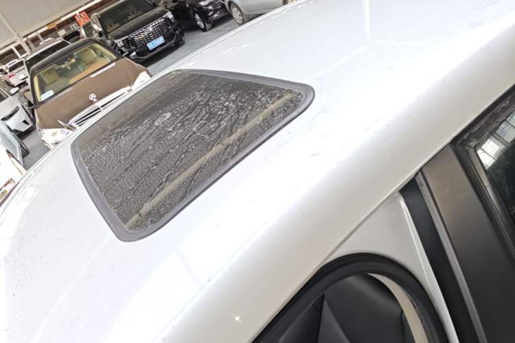 Used Citroen C4L 2014 1.8L Intelligent Drive Automatic Dynamic Model Roof