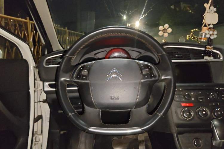 Used Citroen C4L 2014 1.8L Intelligent Drive Automatic Enjoyment Model Steering Wheel