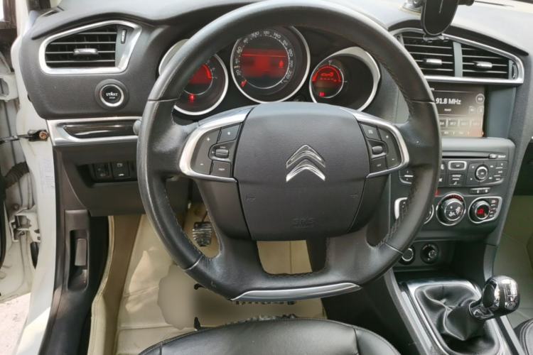 Used Citroen C4L 2014 1.8L Intelligent Drive Manual Version – Dynamic Edition Steering Wheel