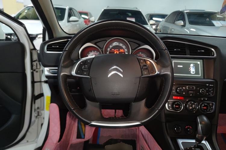 Used Citroen C4L 2014 1.6THP Intelligent Drive Automatic Dynamic Model Steering Wheel