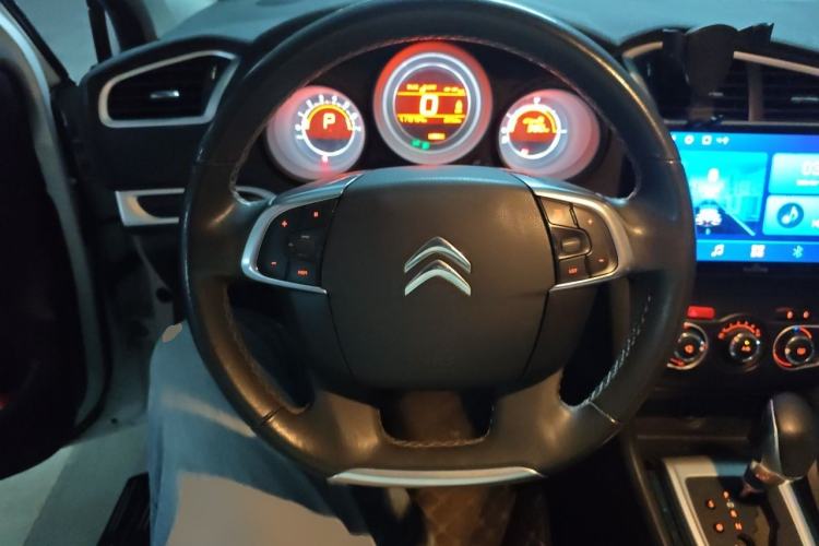 Used Citroen C4L 2014 1.8L Intelligent Drive Automatic Enjoyment Model Steering Wheel