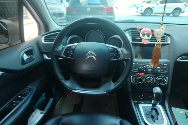 Used Citroen C4L 2014 1.8L Intelligent Drive Automatic Dynamic Model Steering Wheel
