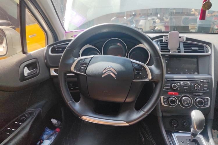 Used Citroen C4L 2014 1.6THP Intelligent Drive Automatic Dynamic Model Steering Wheel