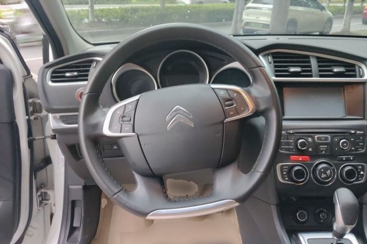 Used Citroen C4L 2014 1.8L Intelligent Drive Automatic Dynamic Model Steering Wheel