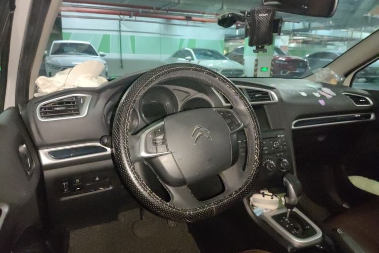Used Citroen C4L 2014 1.8L Intelligent Drive Automatic Enjoyment Model Steering Wheel